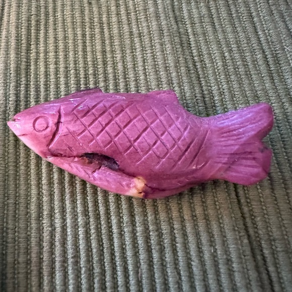 Rare Pink Mookaite Crystal Fish - Picture 3 of 4